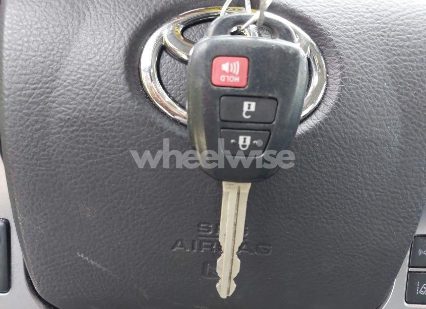 Photo 11 of 2021 Toyota Tacoma SR5 V6 (VIN 5TFAZ5CN4MX113767)