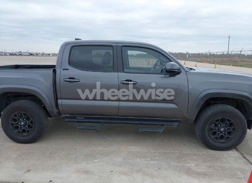 Photo 13 of 2021 Toyota Tacoma SR5 V6 (VIN 5TFAZ5CN4MX113767)
