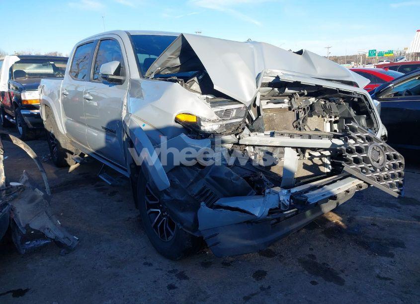 2021 Toyota Tacoma TRD SPORT (VIN 5TFAZ5CN5MX098017) main photo