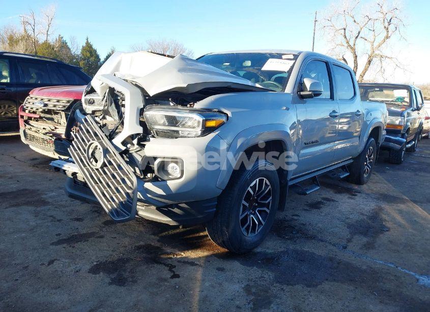Photo 2 of 2021 Toyota Tacoma TRD SPORT (VIN 5TFAZ5CN5MX098017)