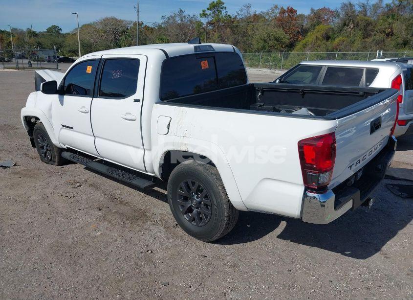 Photo 3 of 2021 Toyota Tacoma SR5 V6 (VIN 5TFAZ5CN5MX100381)