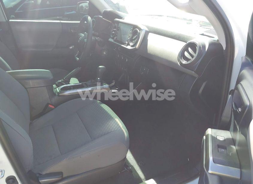 Photo 5 of 2021 Toyota Tacoma SR5 V6 (VIN 5TFAZ5CN5MX100381)