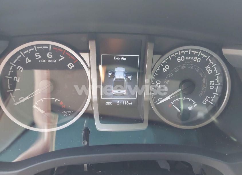 Photo 7 of 2021 Toyota Tacoma SR5 V6 (VIN 5TFAZ5CN5MX100381)