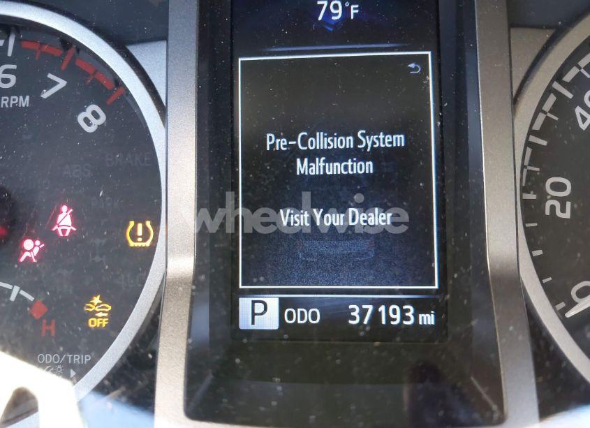 Photo 15 of 2021 Toyota Tacoma SR5 V6 (VIN 5TFAZ5CN5MX107993)