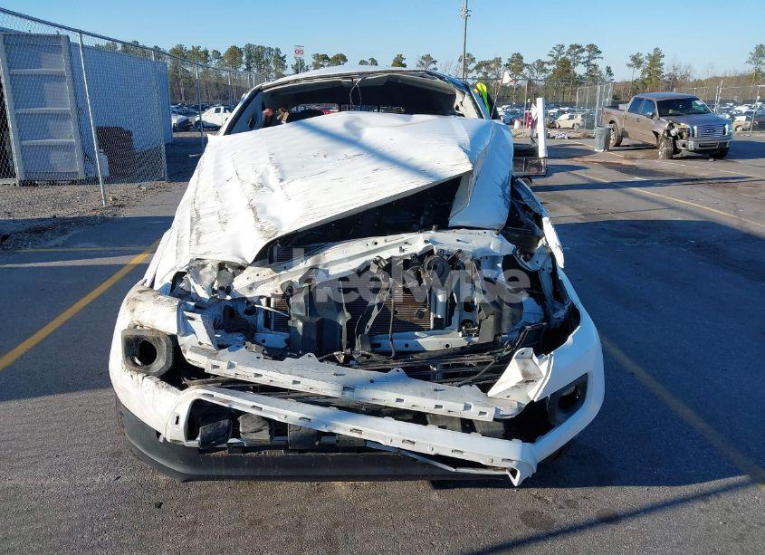 Photo 6 of 2021 Toyota Tacoma SR5 V6 (VIN 5TFAZ5CN5MX107993)