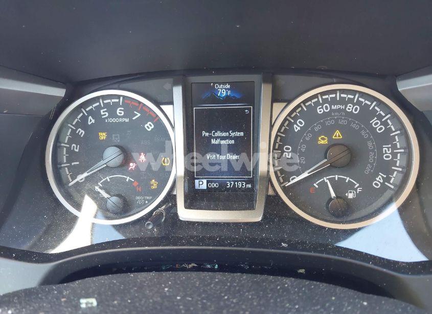 Photo 7 of 2021 Toyota Tacoma SR5 V6 (VIN 5TFAZ5CN5MX107993)