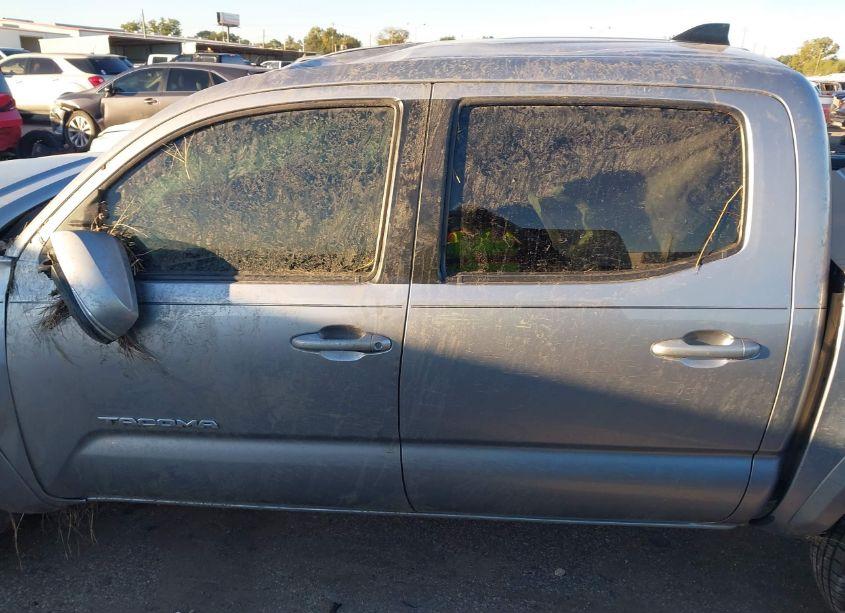 Photo 13 of 2021 Toyota Tacoma TRD SPORT (VIN 5TFAZ5CN5MX117195)