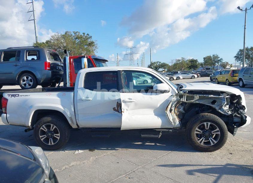 Photo 13 of 2016 Toyota Tacoma TRD SPORT (VIN 5TFAZ5CN6GX007678)