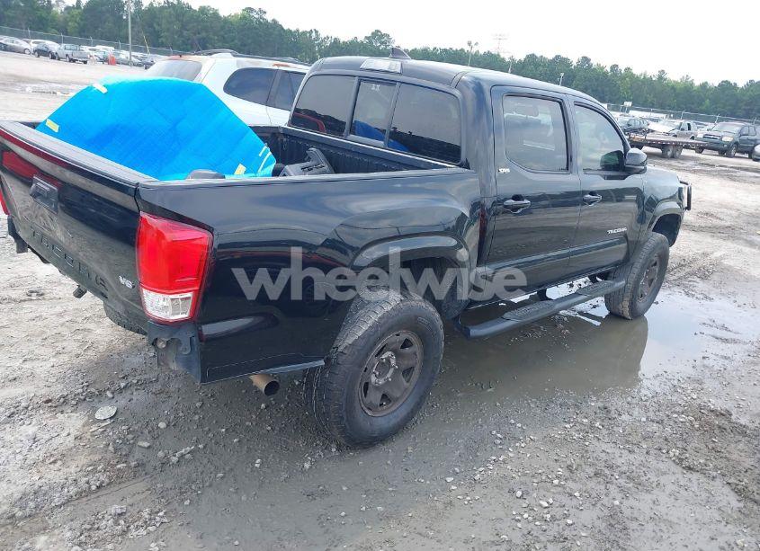 Photo 4 of 2016 Toyota Tacoma SR5 V6 (VIN 5TFAZ5CN6GX012718)