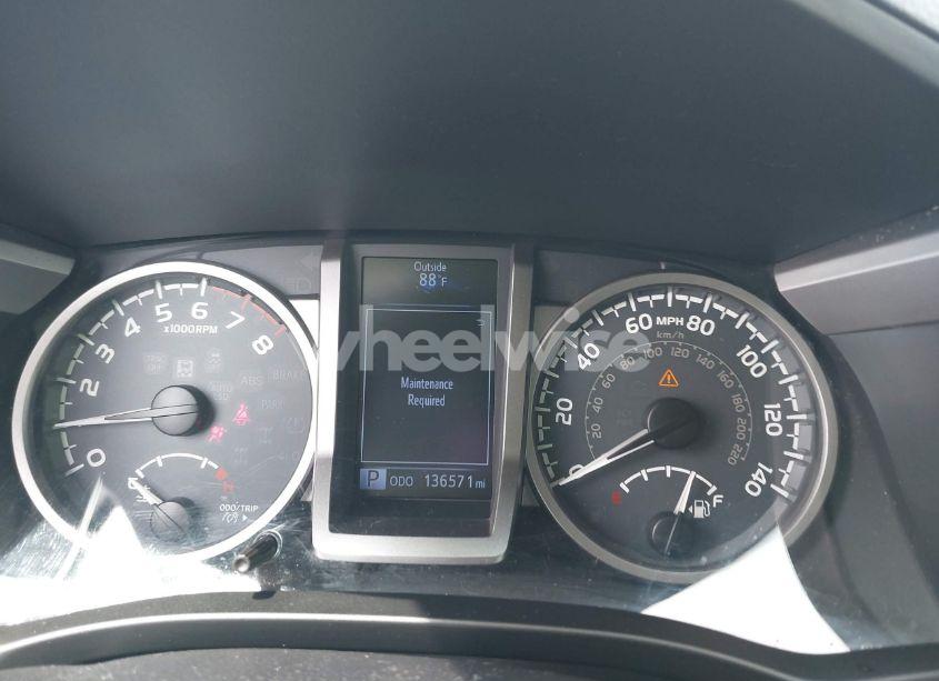 Photo 7 of 2016 Toyota Tacoma SR5 V6 (VIN 5TFAZ5CN6GX012718)