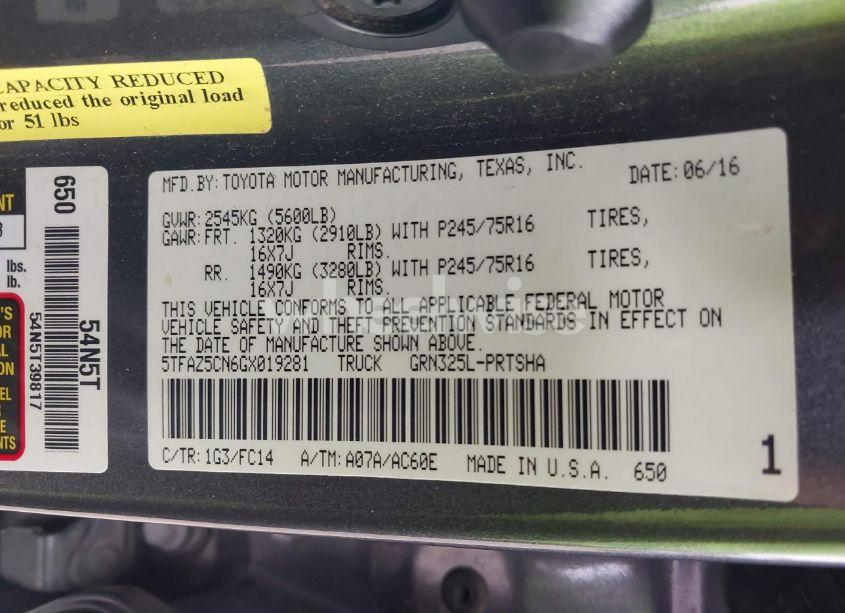 Photo 9 of 2016 Toyota Tacoma SR5 V6 (VIN 5TFAZ5CN6GX019281)