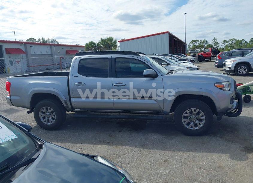 Photo 14 of 2017 Toyota Tacoma SR5 V6 (VIN 5TFAZ5CN6HX034154)