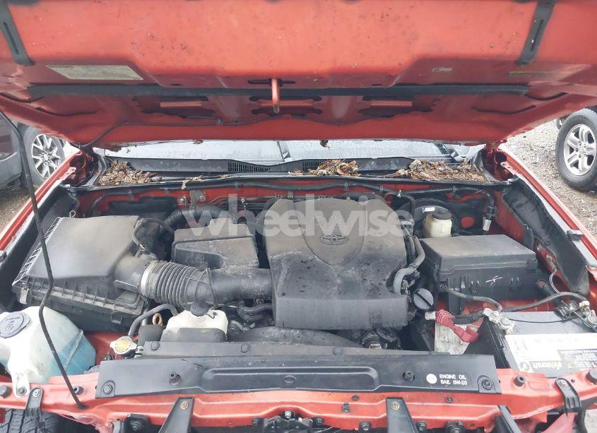 Photo 10 of 2017 Toyota Tacoma TRD SPORT (VIN 5TFAZ5CN6HX037880)