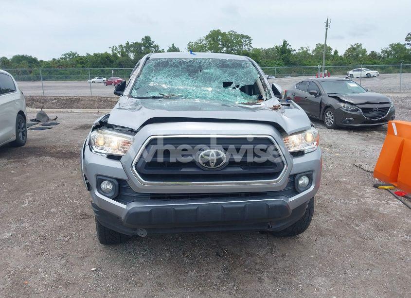 Photo 12 of 2020 Toyota Tacoma SR5 V6 (VIN 5TFAZ5CN6LX088210)