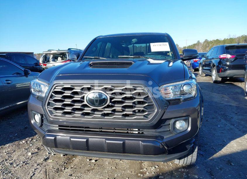 Photo 12 of 2021 Toyota Tacoma TRD SPORT (VIN 5TFAZ5CN6MX112104)