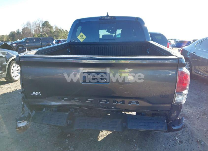 Photo 16 of 2021 Toyota Tacoma TRD SPORT (VIN 5TFAZ5CN6MX112104)