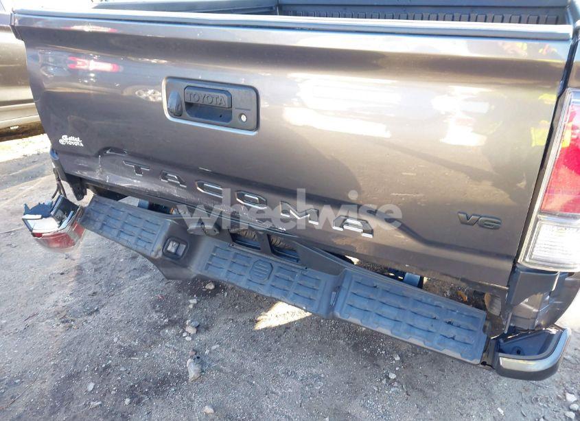 Photo 18 of 2021 Toyota Tacoma TRD SPORT (VIN 5TFAZ5CN6MX112104)