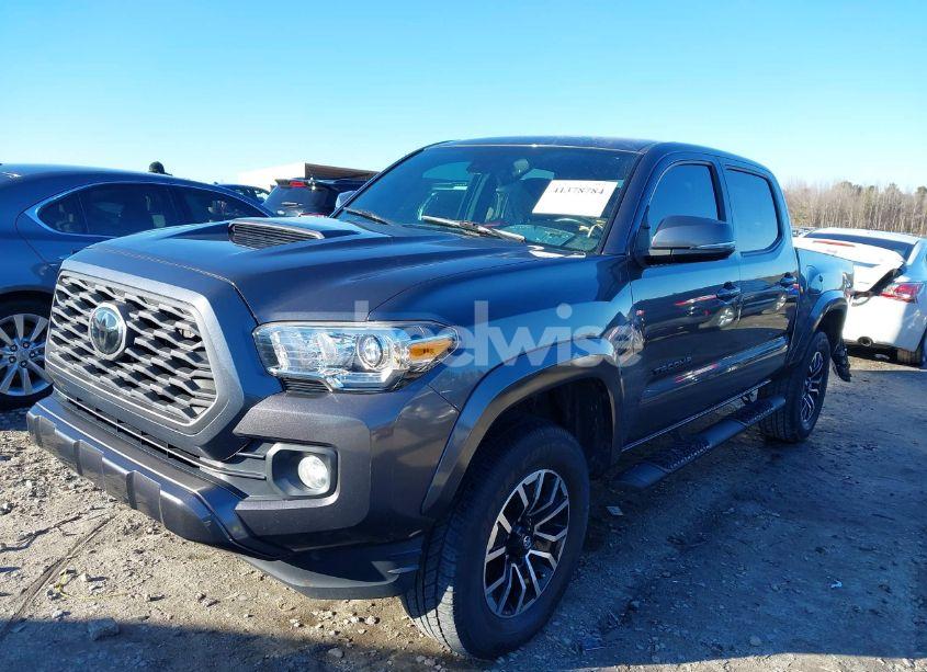Photo 2 of 2021 Toyota Tacoma TRD SPORT (VIN 5TFAZ5CN6MX112104)