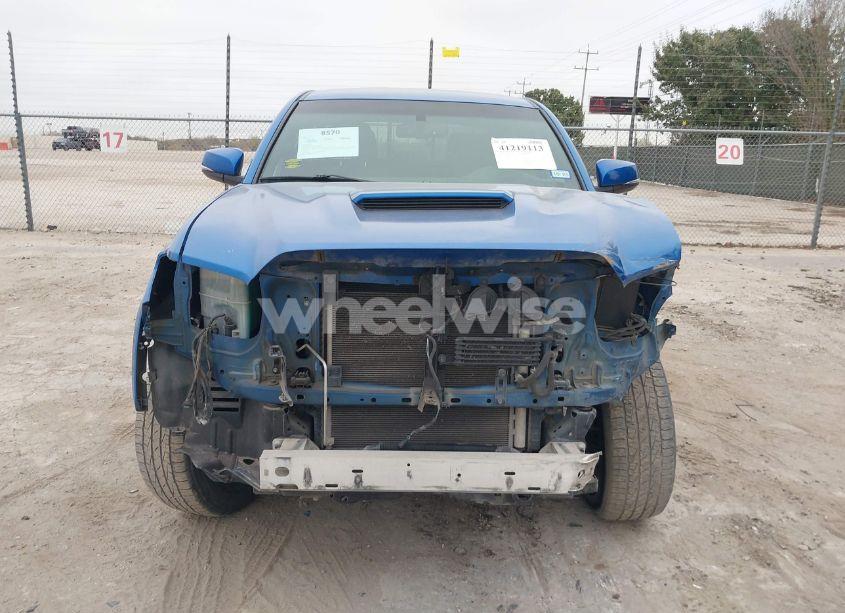 Photo 12 of 2016 Toyota Tacoma TRD SPORT (VIN 5TFAZ5CN7GX013599)
