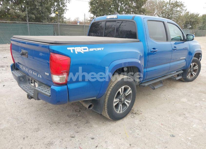 Photo 4 of 2016 Toyota Tacoma TRD SPORT (VIN 5TFAZ5CN7GX013599)