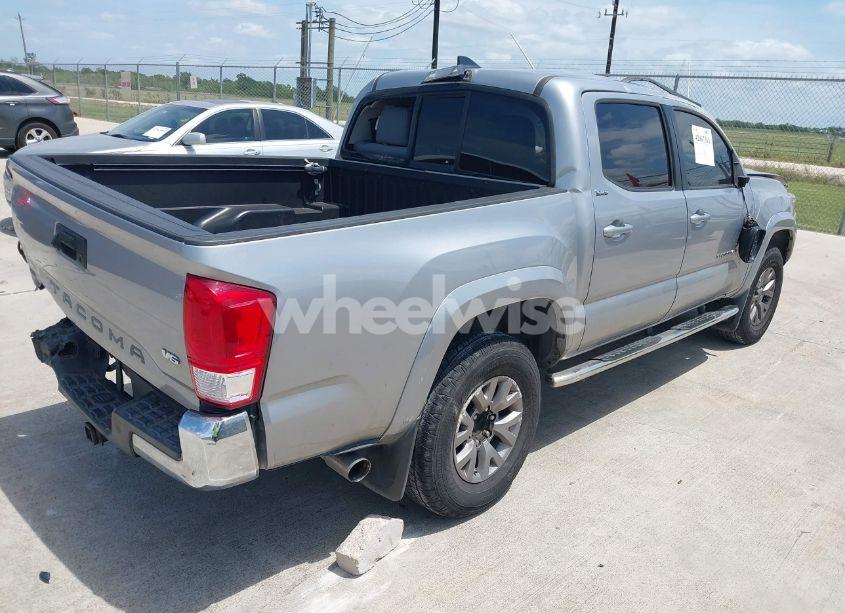 Photo 4 of 2017 Toyota Tacoma SR5 V6 (VIN 5TFAZ5CN7HX040626)