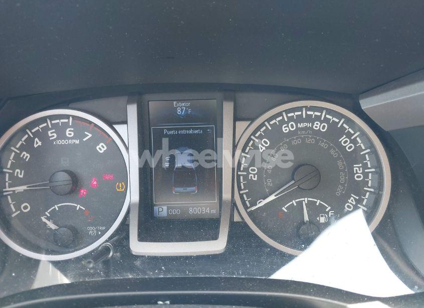 Photo 7 of 2017 Toyota Tacoma SR5 V6 (VIN 5TFAZ5CN7HX040626)