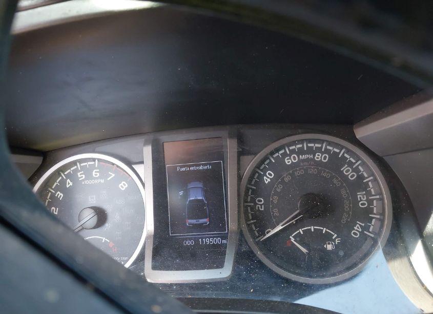 Photo 7 of 2017 Toyota Tacoma SR5 V6 (VIN 5TFAZ5CN8HX050064)