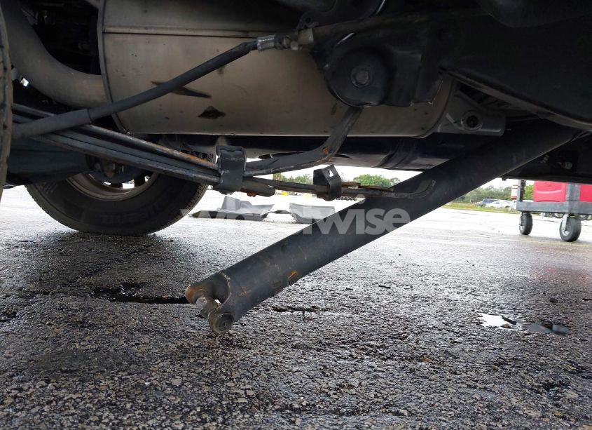 Photo 6 of 2018 Toyota Tacoma SR5 V6 (VIN 5TFAZ5CN8JX068103)