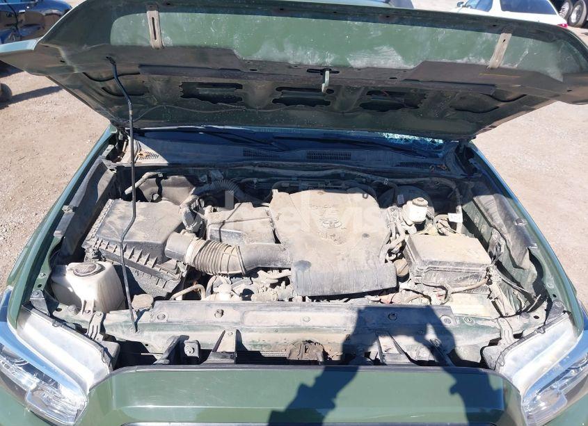 Photo 10 of 2021 Toyota Tacoma TRD SPORT (VIN 5TFAZ5CN8MX113268)