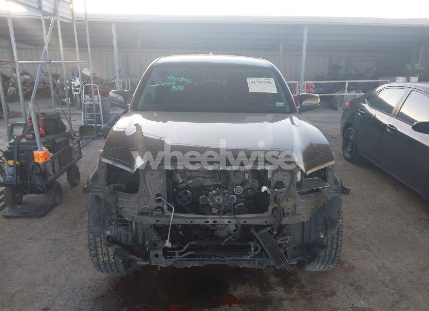 Photo 13 of 2016 Toyota Tacoma SR5 V6 (VIN 5TFAZ5CN9GX002555)