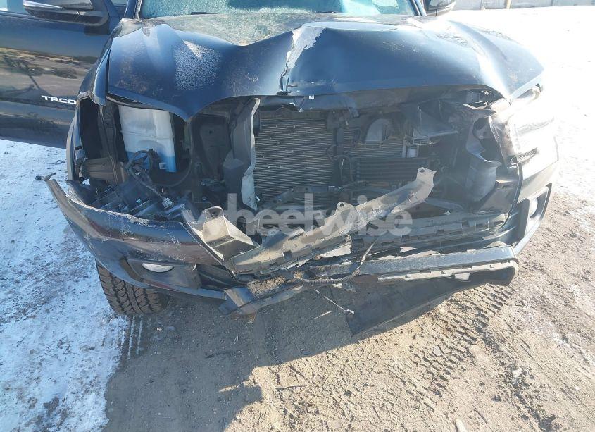 Photo 6 of 2016 Toyota Tacoma TRD OFF ROAD (VIN 5TFAZ5CN9GX005357)