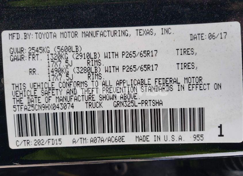 Photo 9 of 2017 Toyota Tacoma TRD SPORT (VIN 5TFAZ5CN9HX043074)