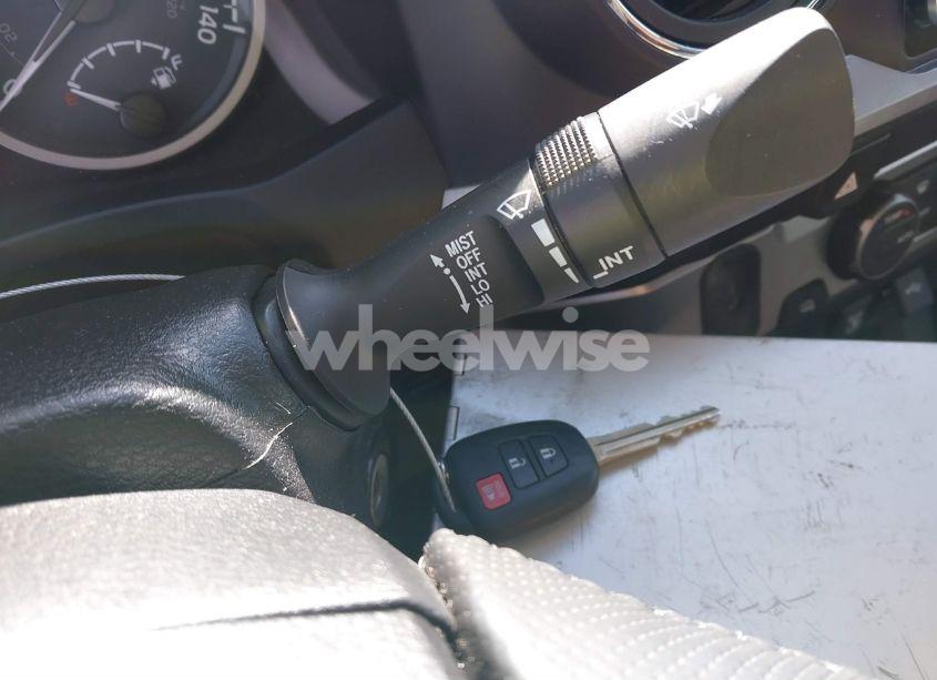 Photo 11 of 2021 Toyota Tacoma SR5 V6 (VIN 5TFAZ5CN9MX102053)