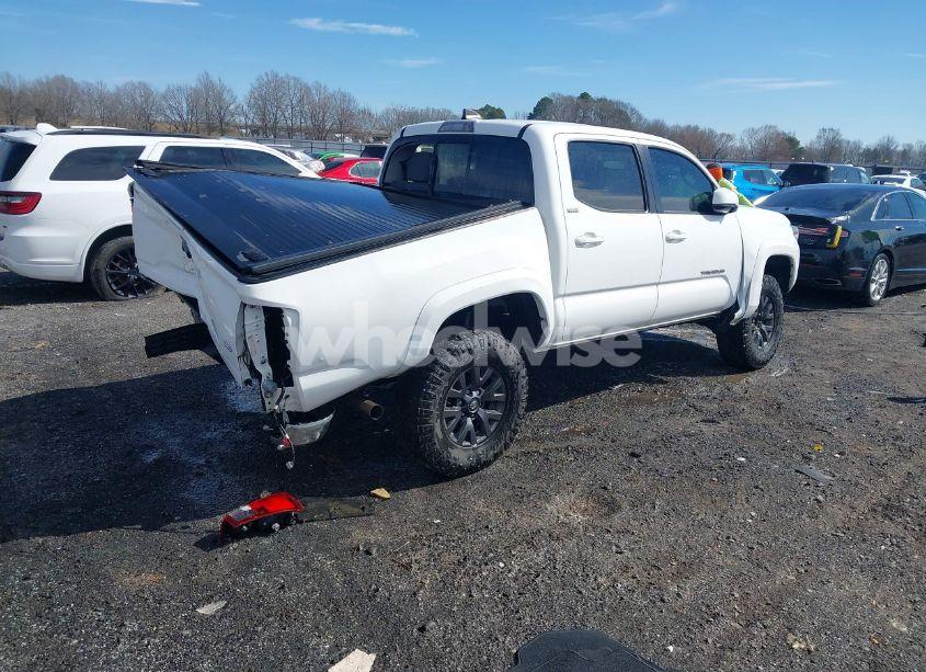 Photo 4 of 2021 Toyota Tacoma SR5 V6 (VIN 5TFAZ5CN9MX102053)