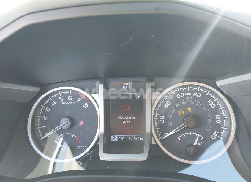 Photo 7 of 2021 Toyota Tacoma SR5 V6 (VIN 5TFAZ5CN9MX102053)