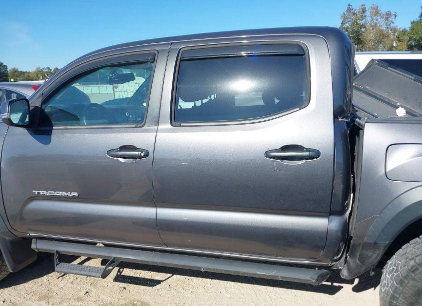 Photo 14 of 2016 Toyota Tacoma TRD OFF ROAD (VIN 5TFAZ5CNXGX006341)