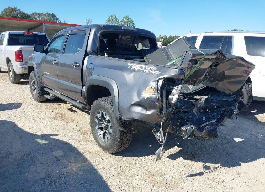Photo 3 of 2016 Toyota Tacoma TRD OFF ROAD (VIN 5TFAZ5CNXGX006341)