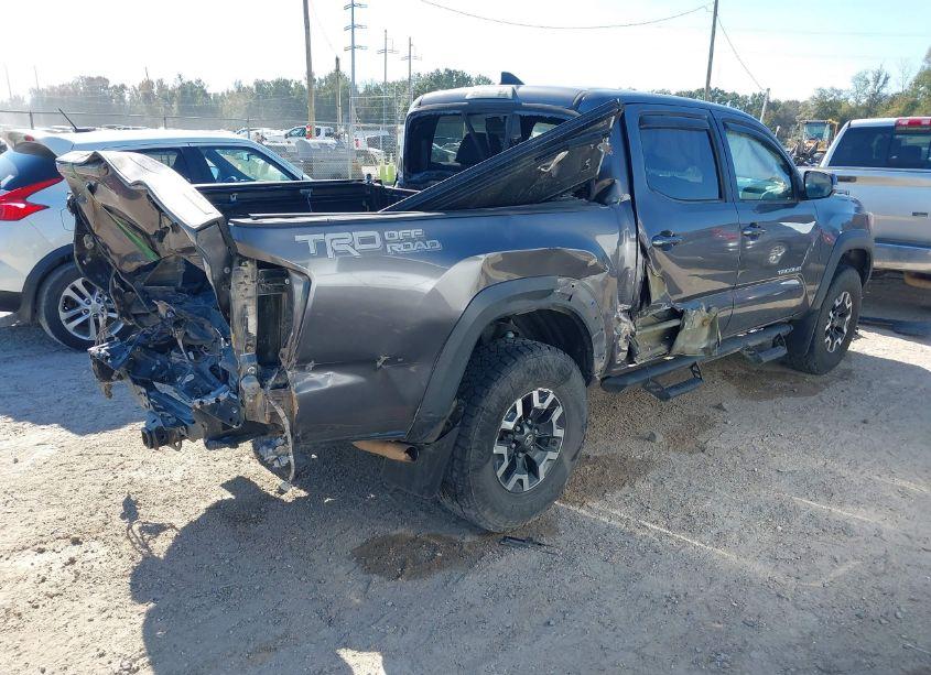 Photo 4 of 2016 Toyota Tacoma TRD OFF ROAD (VIN 5TFAZ5CNXGX006341)