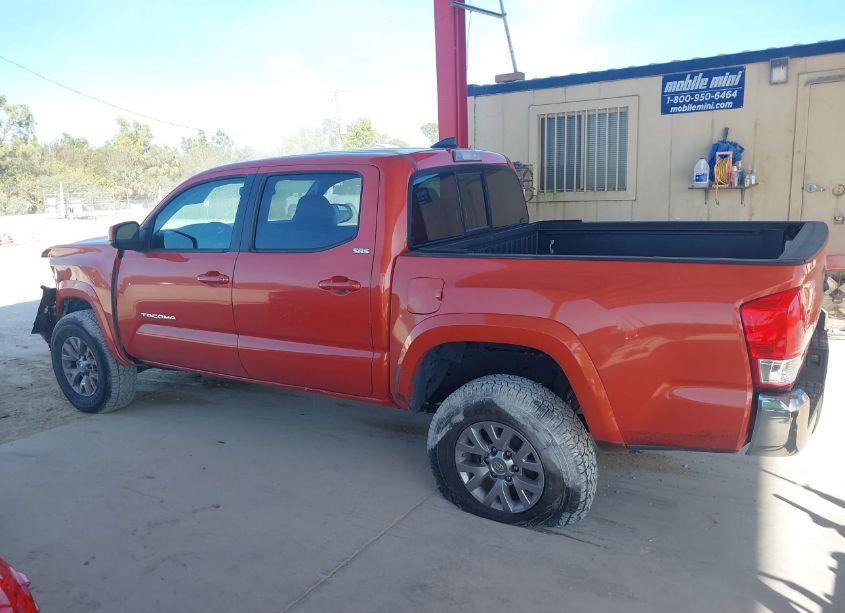 Photo 14 of 2017 Toyota Tacoma SR5 V6 (VIN 5TFAZ5CNXHX036375)