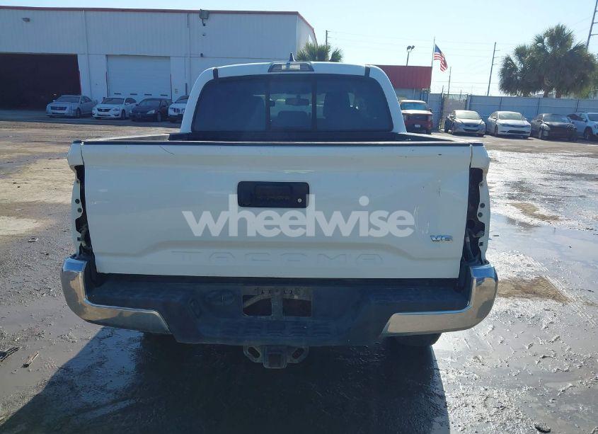 Photo 16 of 2017 Toyota Tacoma SR5 V6 (VIN 5TFAZ5CNXHX044976)