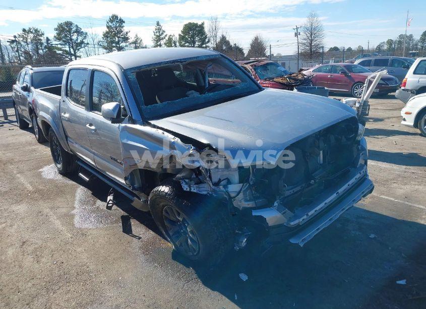 2021 Toyota Tacoma SR5 V6 (VIN 5TFAZ5CNXMX109366) main photo
