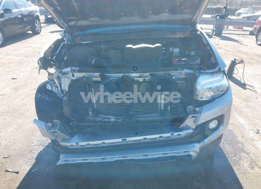 Photo 10 of 2021 Toyota Tacoma SR5 V6 (VIN 5TFAZ5CNXMX109366)
