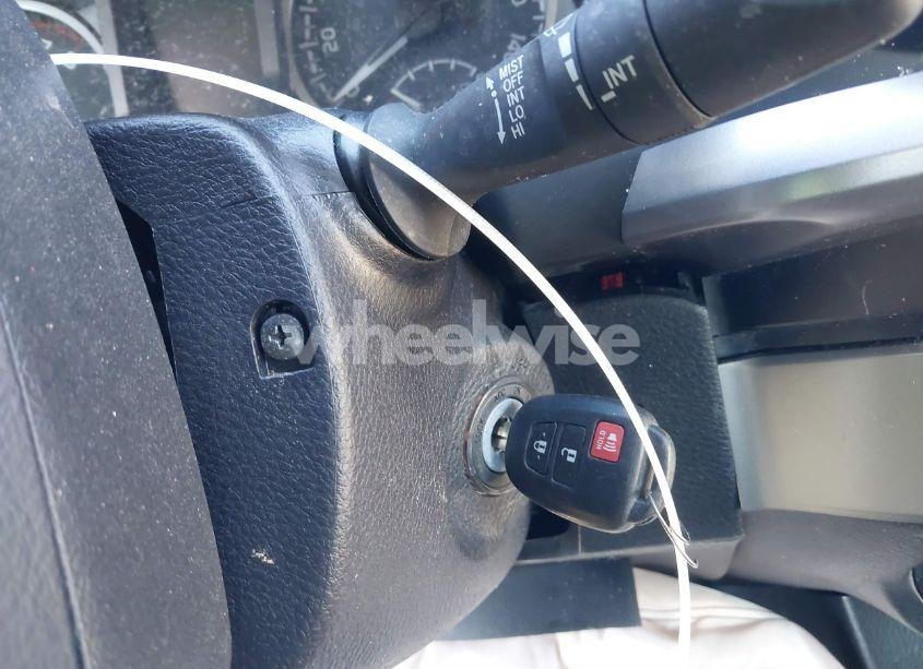 Photo 11 of 2021 Toyota Tacoma SR5 V6 (VIN 5TFAZ5CNXMX109366)