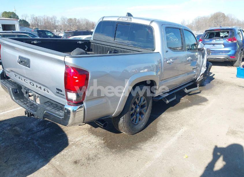 Photo 4 of 2021 Toyota Tacoma SR5 V6 (VIN 5TFAZ5CNXMX109366)