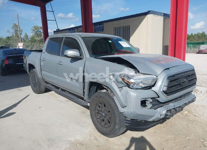 2021 Toyota Tacoma SR5 V6 (VIN 5TFAZ5CNXMX113756) main photo