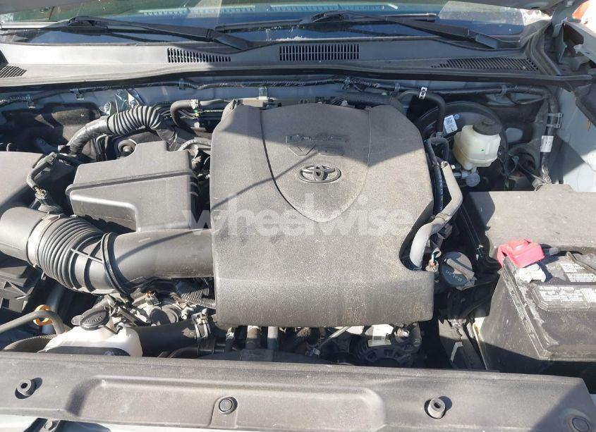 Photo 10 of 2021 Toyota Tacoma SR5 V6 (VIN 5TFAZ5CNXMX113756)