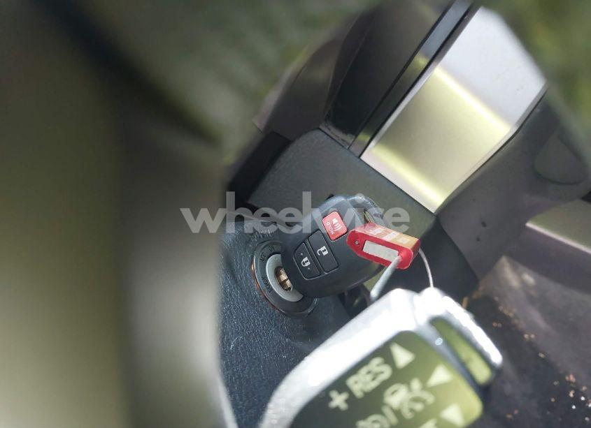Photo 11 of 2021 Toyota Tacoma SR5 V6 (VIN 5TFAZ5CNXMX113756)