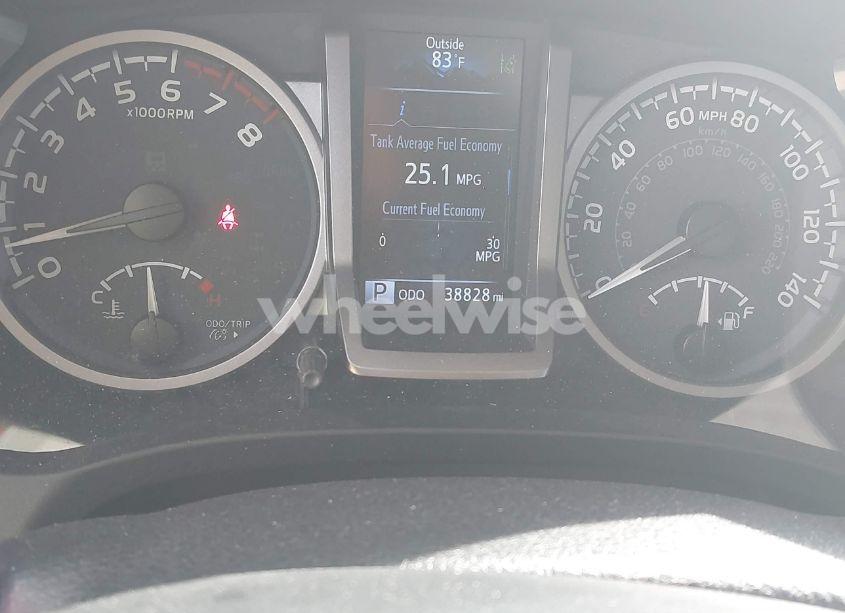 Photo 15 of 2021 Toyota Tacoma SR5 V6 (VIN 5TFAZ5CNXMX113756)