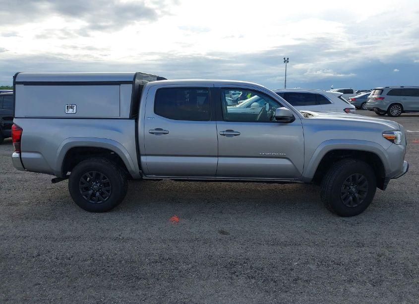 Photo 13 of 2021 Toyota Tacoma SR5 V6 (VIN 5TFAZ5CNXMX118522)