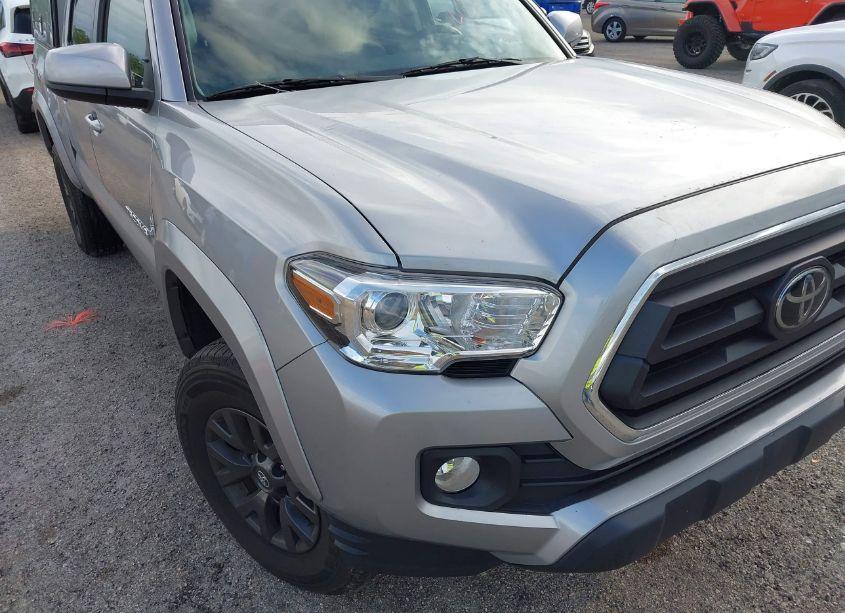 Photo 6 of 2021 Toyota Tacoma SR5 V6 (VIN 5TFAZ5CNXMX118522)